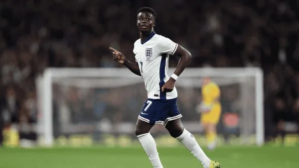 2026世界盃阿森納五大核心:從酋長球場走向全球舞台的紅白戰神 2 薩卡能讓英格蘭的右路始終保持威脅