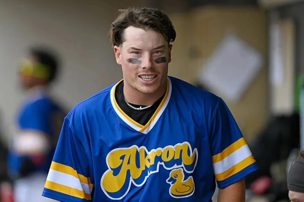 2024年大聯盟選秀狀元巴札納Travis Bazzana加入，有望扛下澳洲進攻核心。/MBM娛樂城