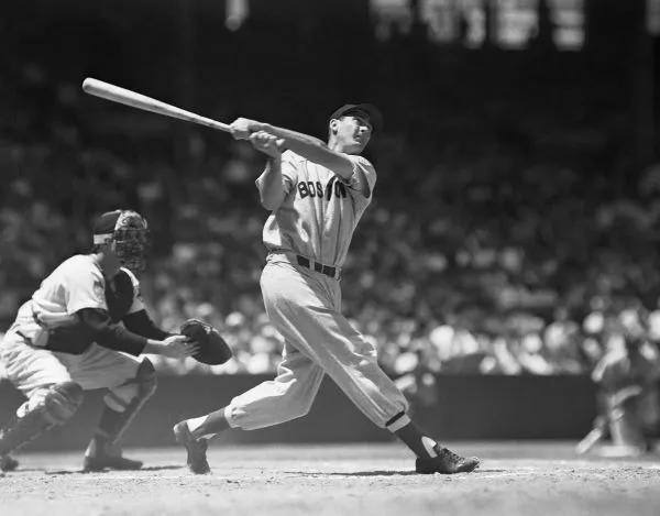 Ted Williams連續上壘紀錄難撼動 大谷翔平停留53場仍寫新里程 2 棒球之神Ted Williams